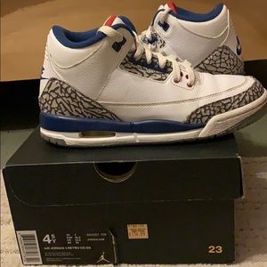 Jordan 3 true blue